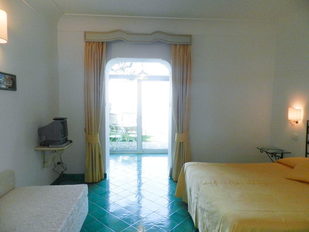 Bacio Del Sole B&B Positano Dış mekan fotoğraf
